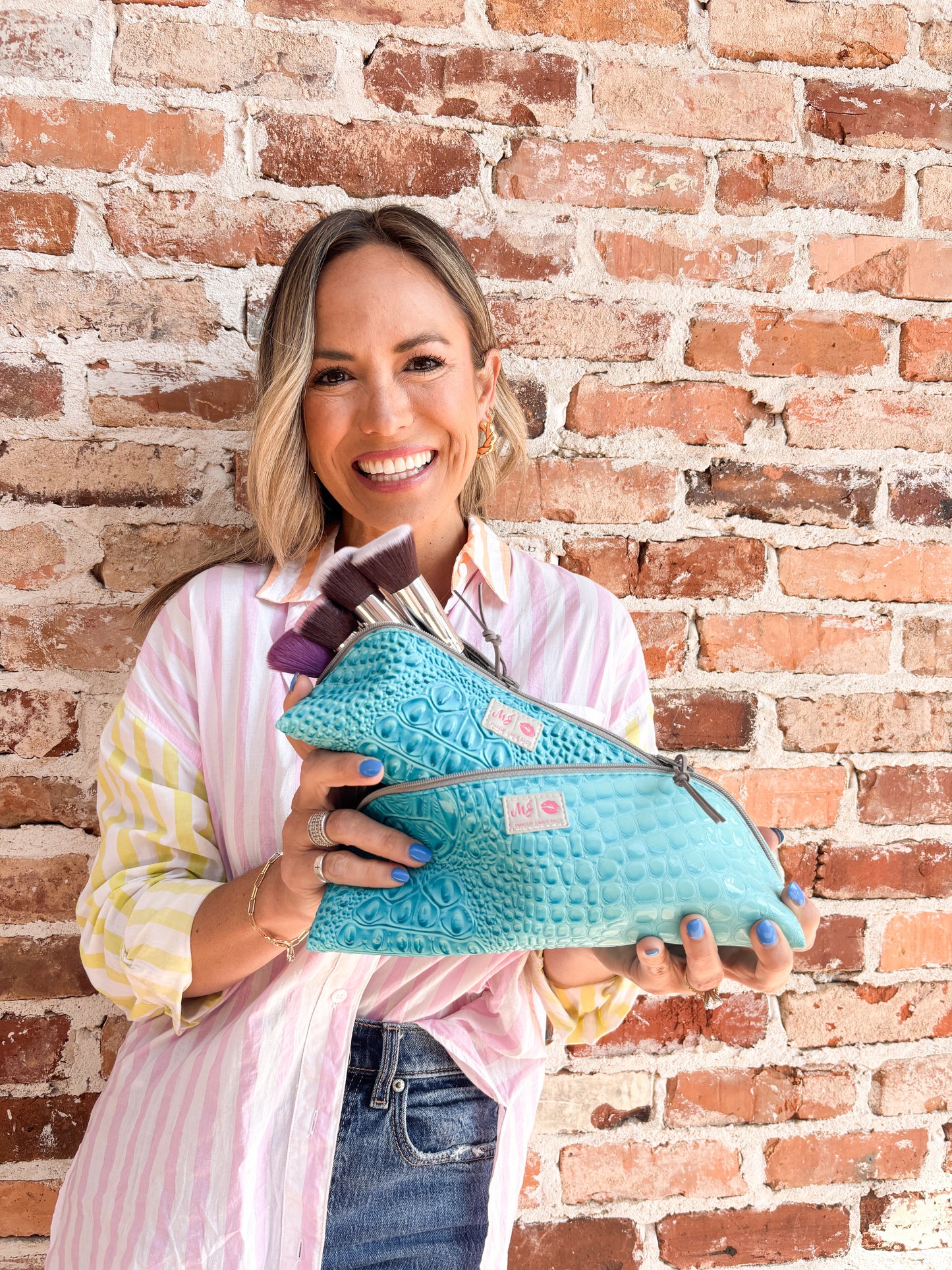 Bubble Gator Arctic Joey Pouch