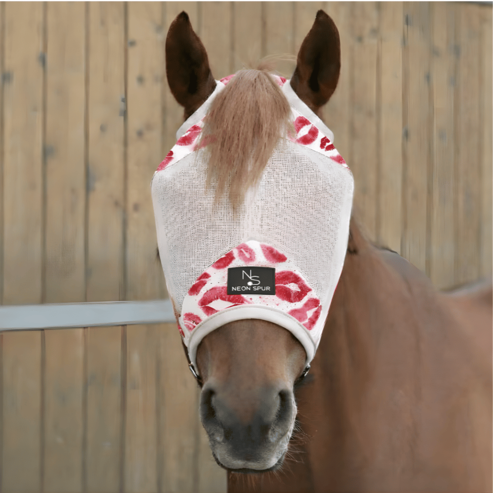 Smooch Horse Fly Mask -White