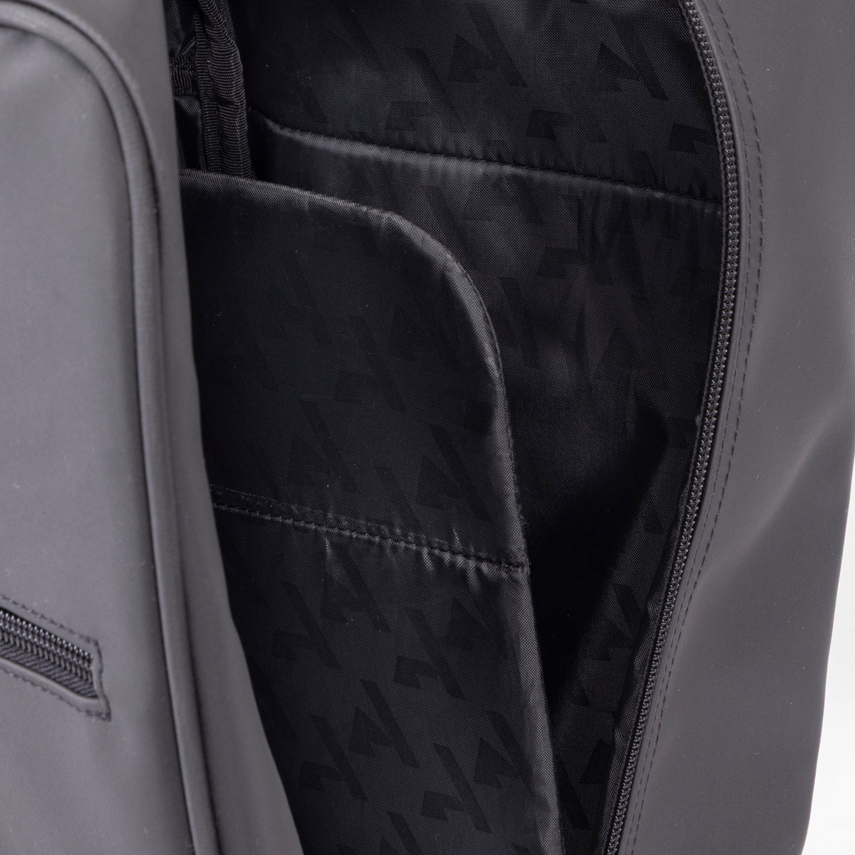 Aubrion React Hat, Whip And Boot Bag